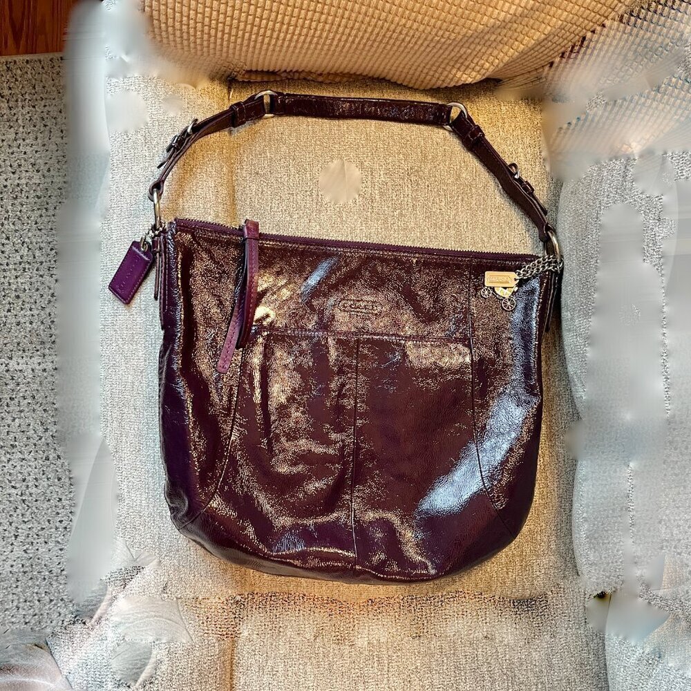 Coach Leather HOBO Shoulder Bag, Purple Patent Leather with HANG TAGS zip close